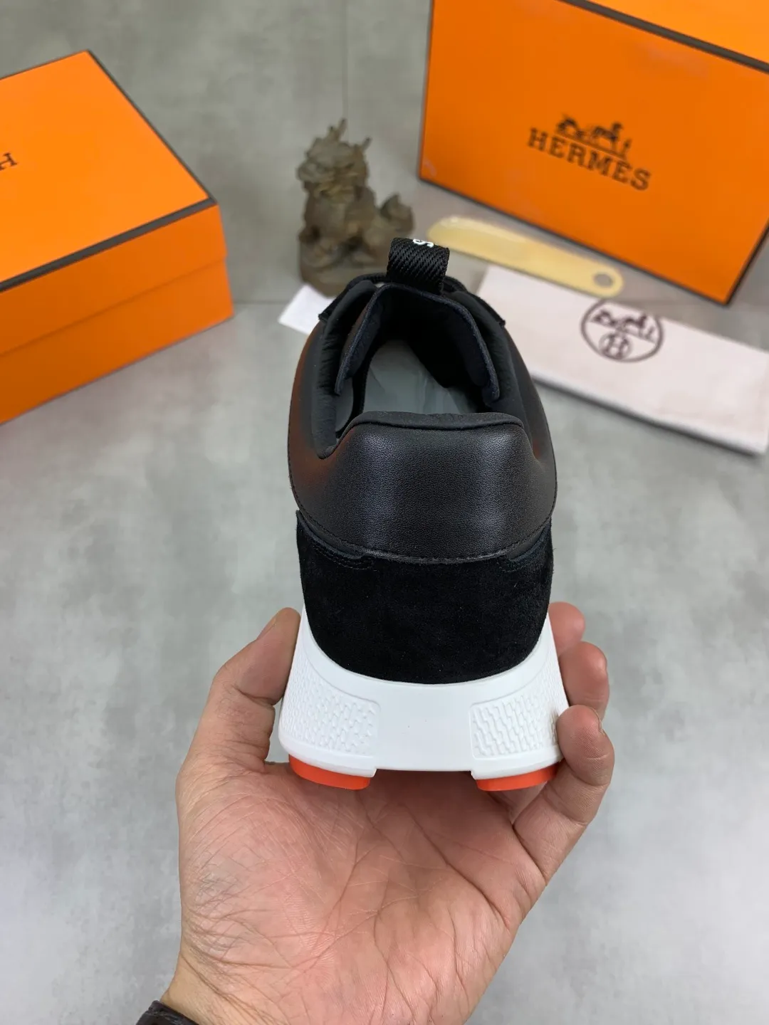 Men's shoes 💰P460 new style [HERMES] Hermès - High-end quality original order - Upper: 🔝 Napa calfskin, sewn brand 'H' totem - Inner: water-dyed cowhide - Outsole: ultra-light TPU foam; molded outsole - Ultra-high quality control·Fine workmanship: highlighted (high-end·luxury·grade) -Size: 38-44 (45 can be customized)·